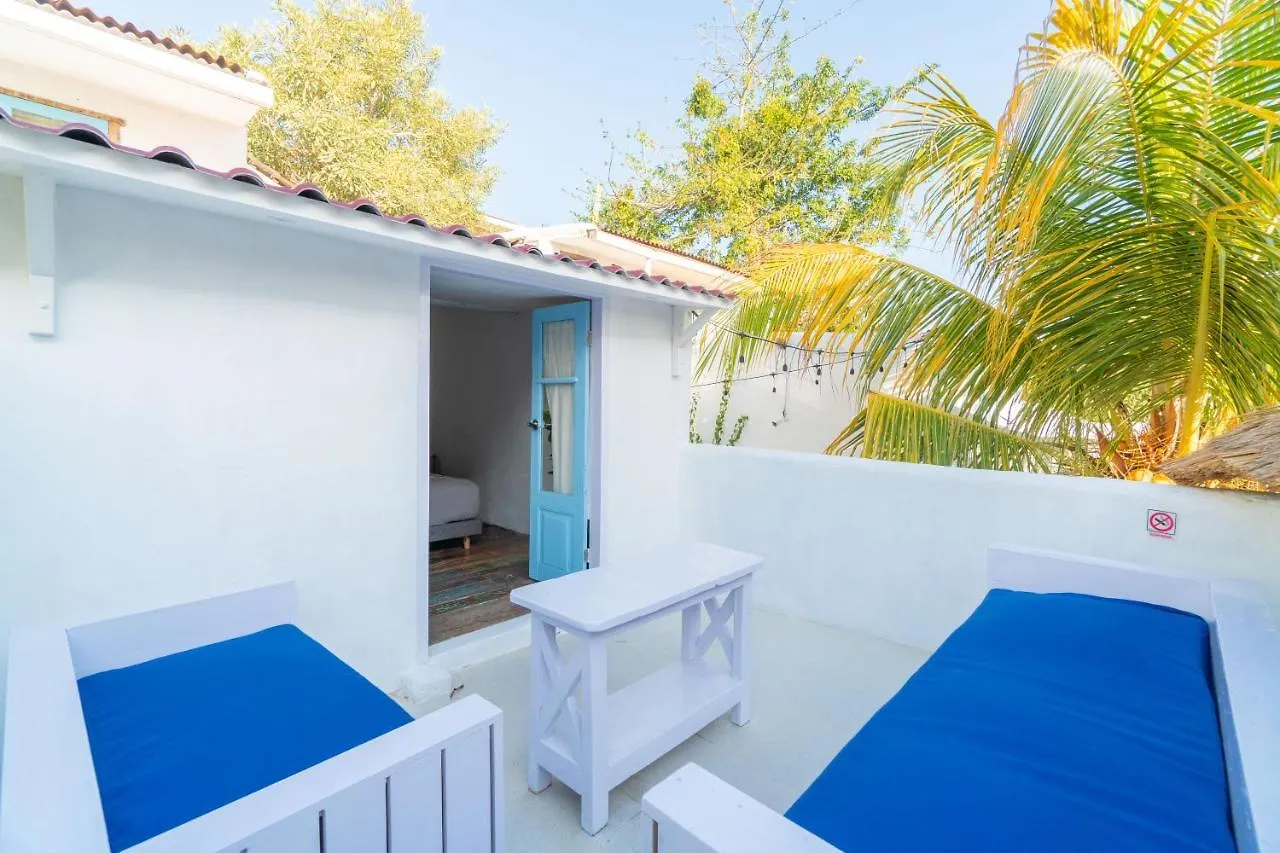 ** Penzion Despacito Loft & Lounge Uluwatu Indonésie